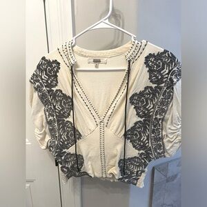 Gimmicks by BKE dolman cropped top